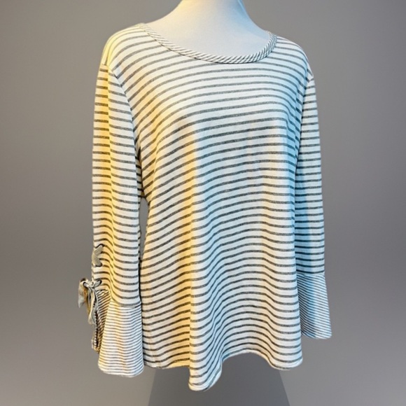 dressbarn Tops - Dressbarn Sunday Womens Top 2X White Gray Blend Sweater Blouse NWT